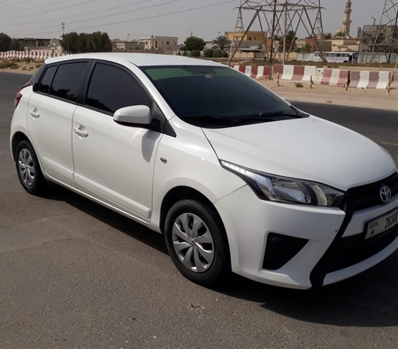 Toyota Yaris 2017 for rent in Дубай